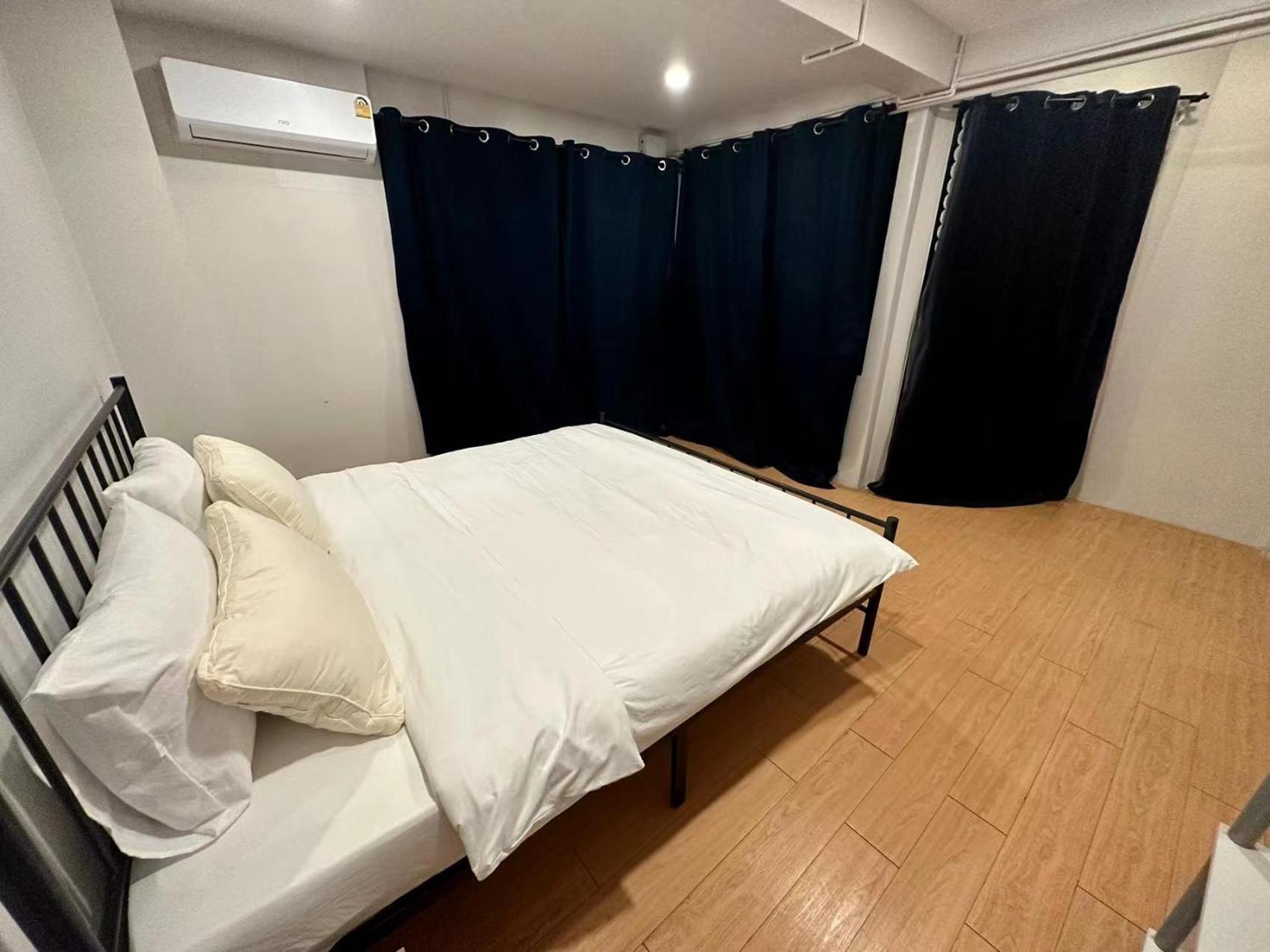 The Cute Silom Hostel Bangkok Extérieur photo