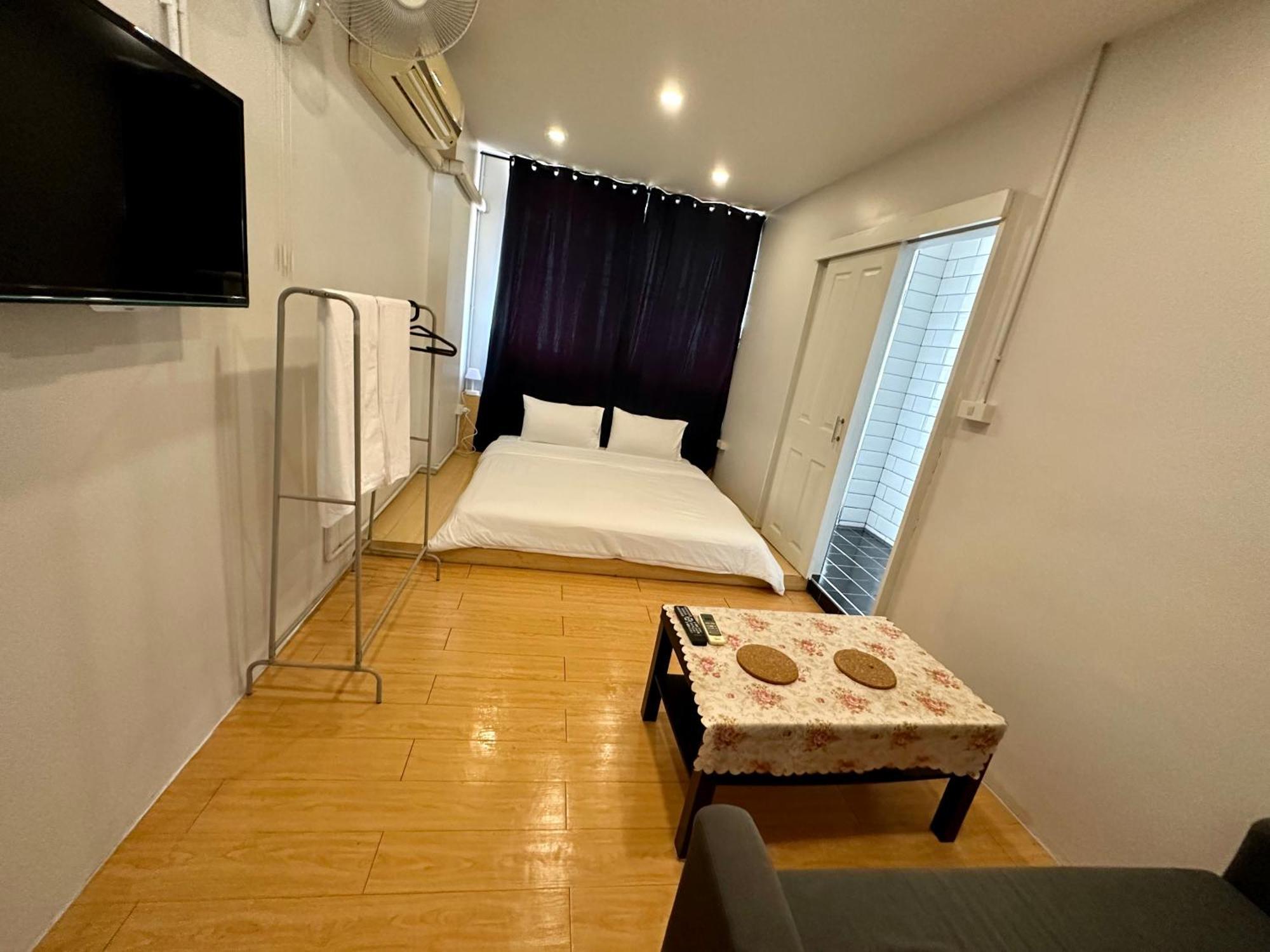 The Cute Silom Hostel Bangkok Extérieur photo