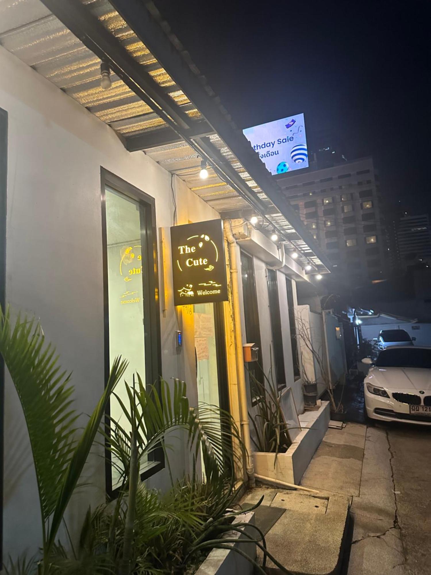 The Cute Silom Hostel Bangkok Extérieur photo