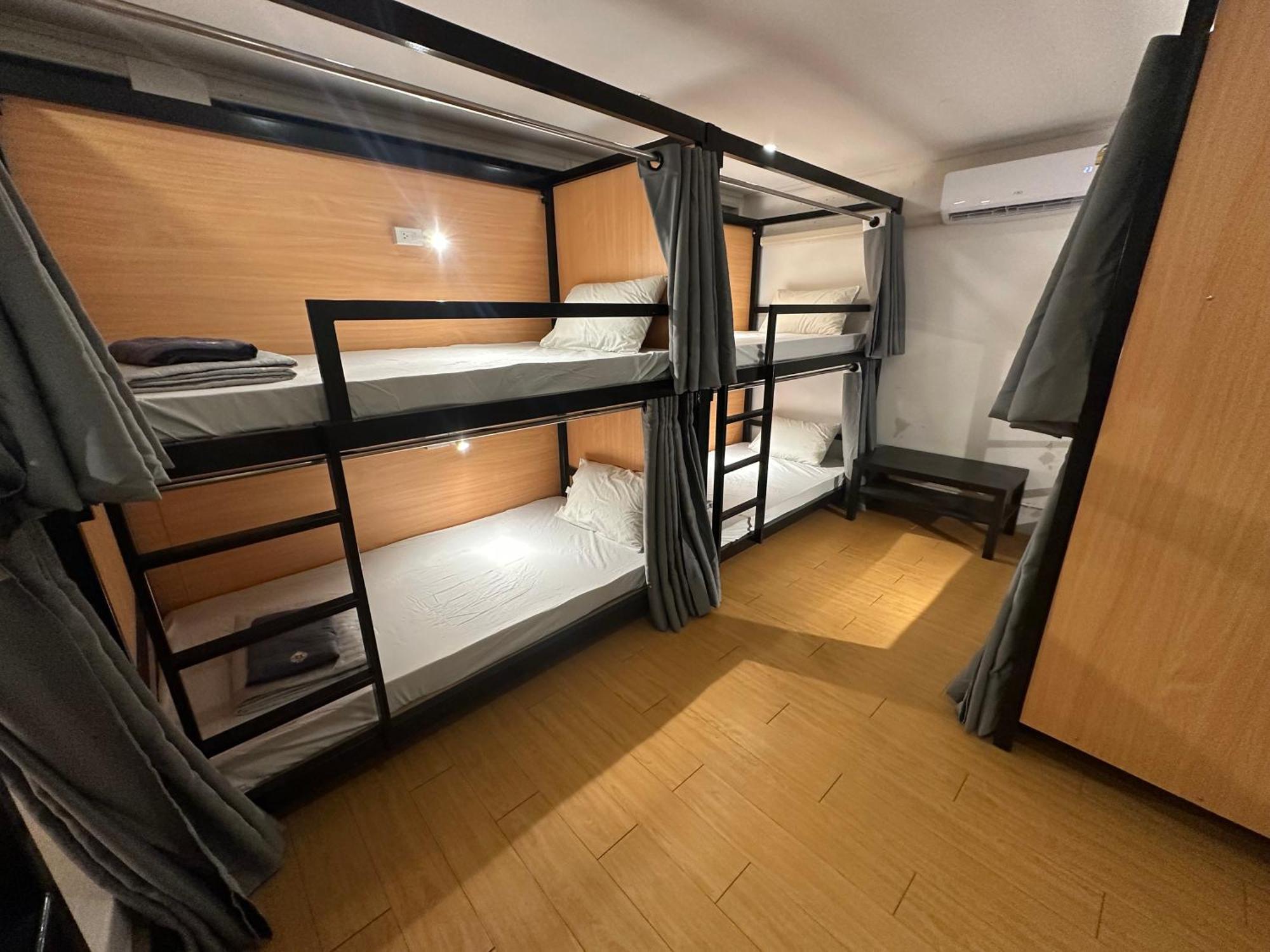 The Cute Silom Hostel Bangkok Extérieur photo